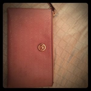 Michael Kors Wristlet